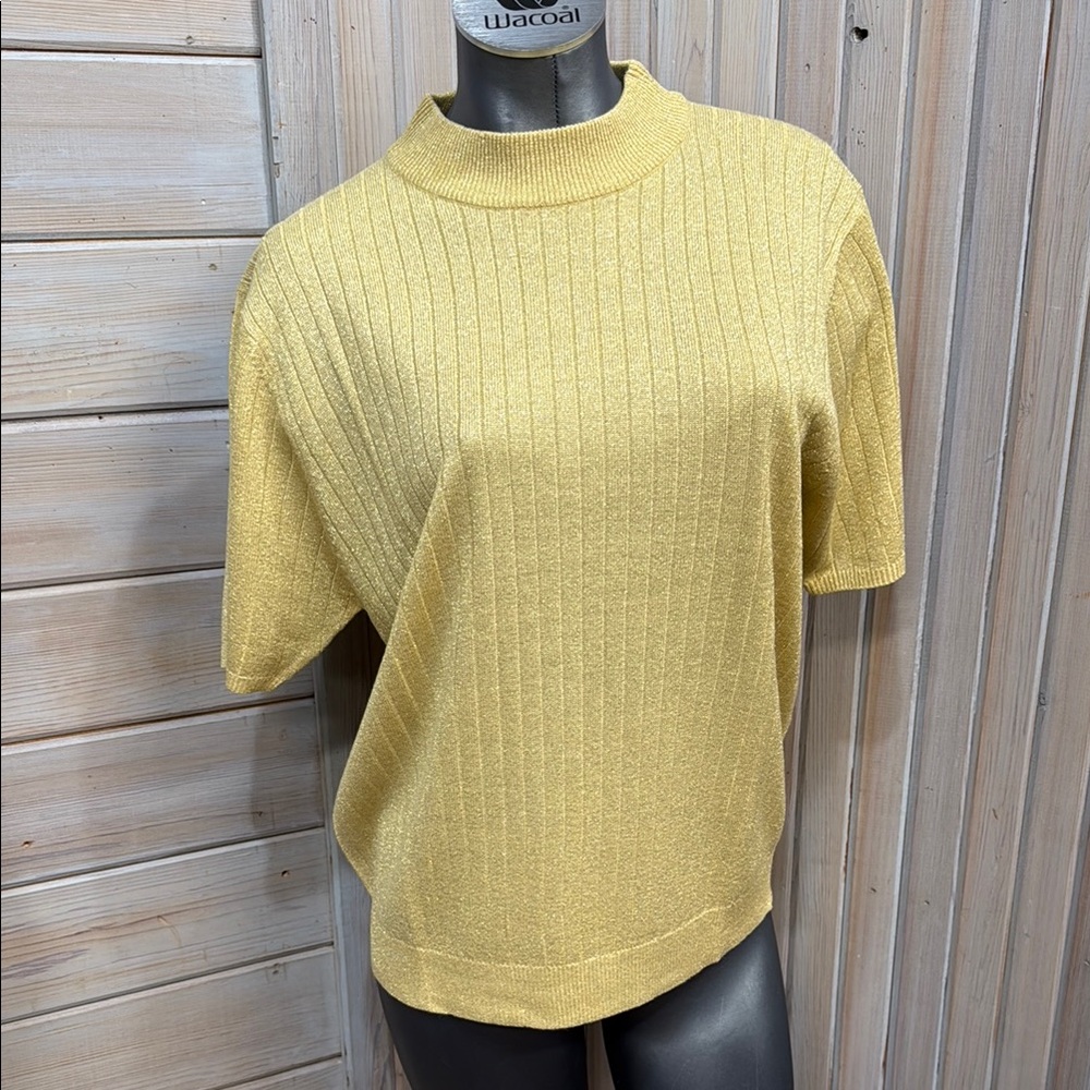 Sag Harbor Yellow Boxy Ribbed Short Sleeve Tee